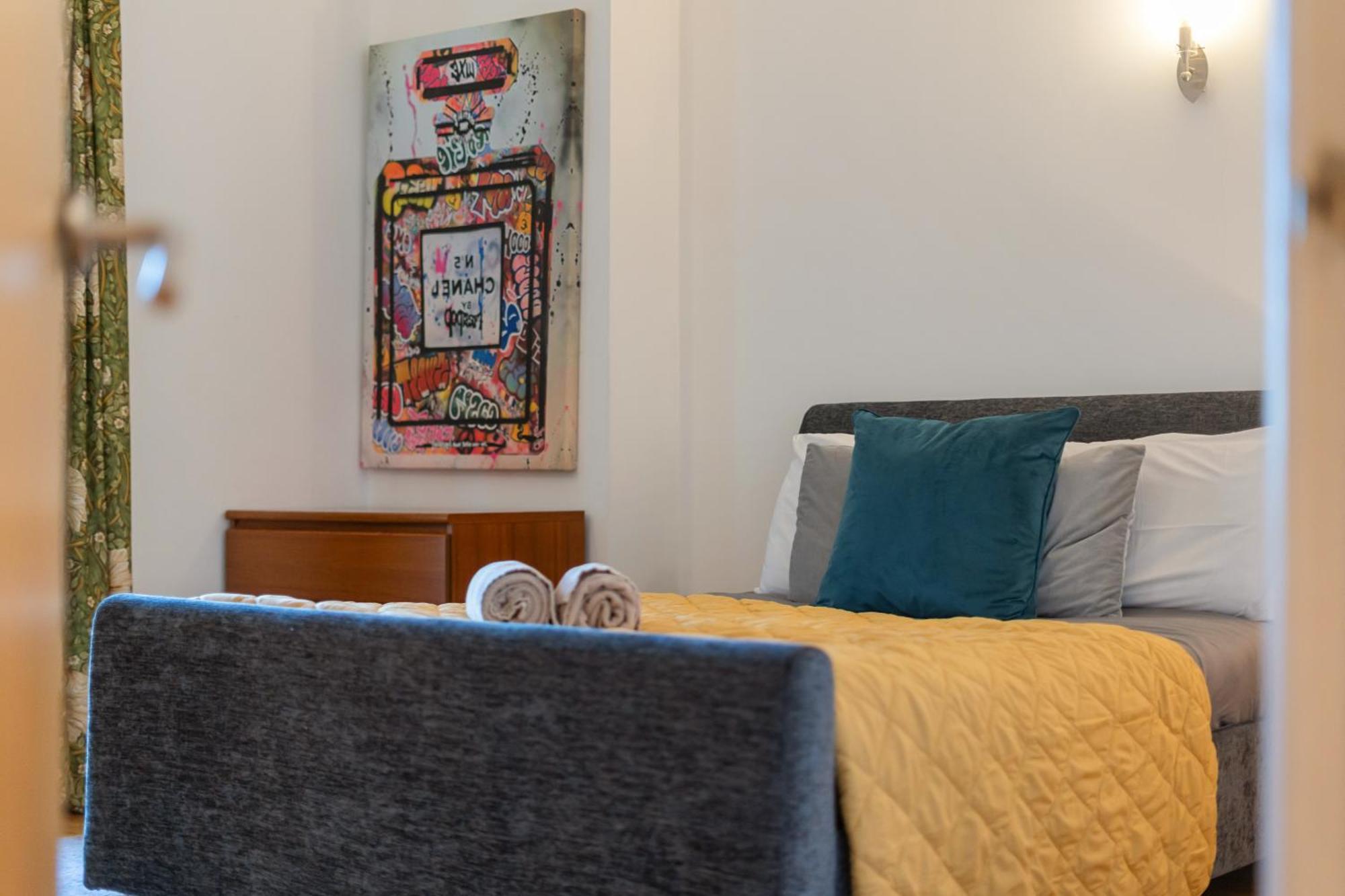 The London Loftscape Apartment Exterior photo