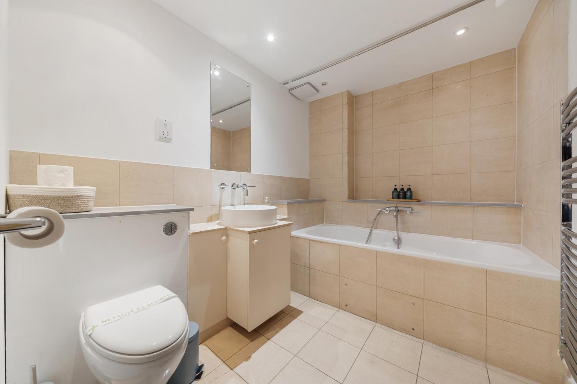 The London Loftscape Apartment Exterior photo